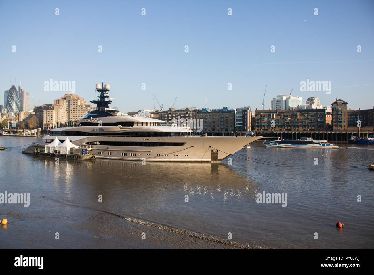 London UK. 25th October 2018. The Luxury 308ft superyacht 'Kismet' moored on the River Thames owned by  Pakistani-American billionaire Shahid Khan who is the  owner of the NFL Franchise Jacksonville Jaguars  Shahid Khan is ranked 70th in the Forbes 400 list of richest Americans, and is overall the 221st wealthiest person in the worldCredit: amer ghazzal/Alamy Live News Stock Photo