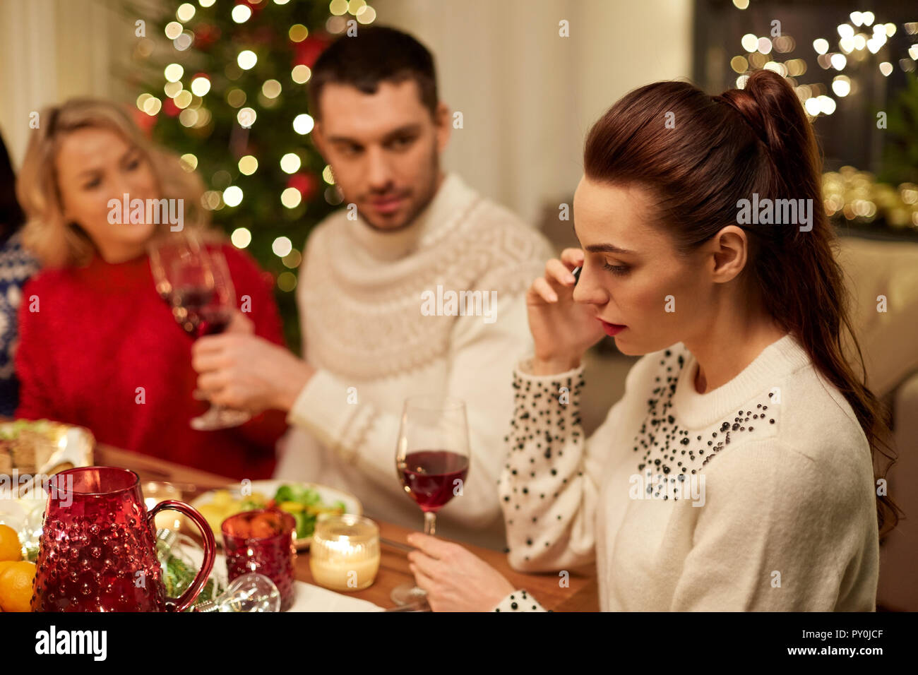 Man woman party sad hi-res stock photography and images - Alamy