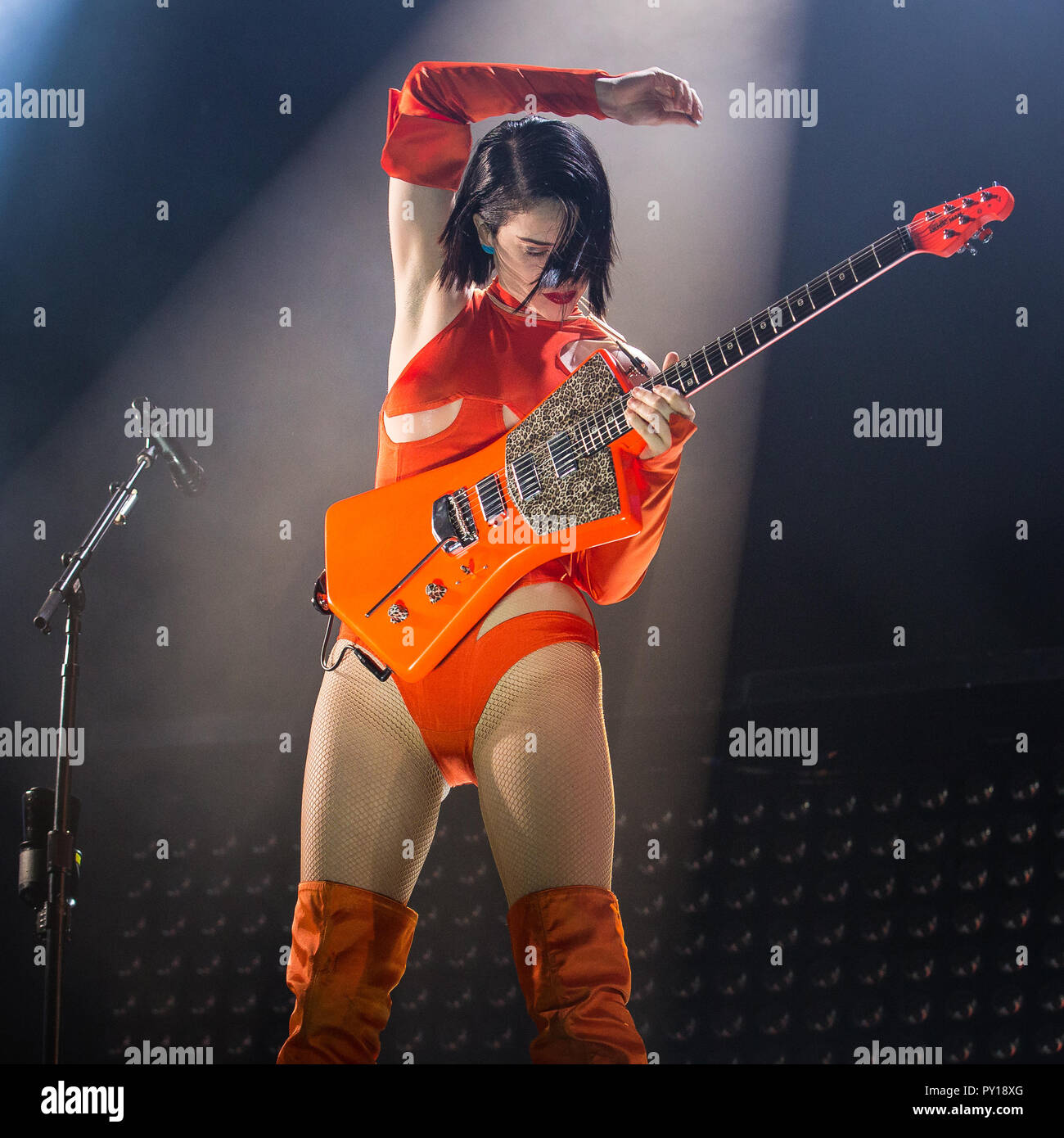Norway, Oslo - August 10, 2018. The artist and musician St Vincent / Annie Clark at a live concert at Øyafestival as part of the Masseduction tour Stock Photo