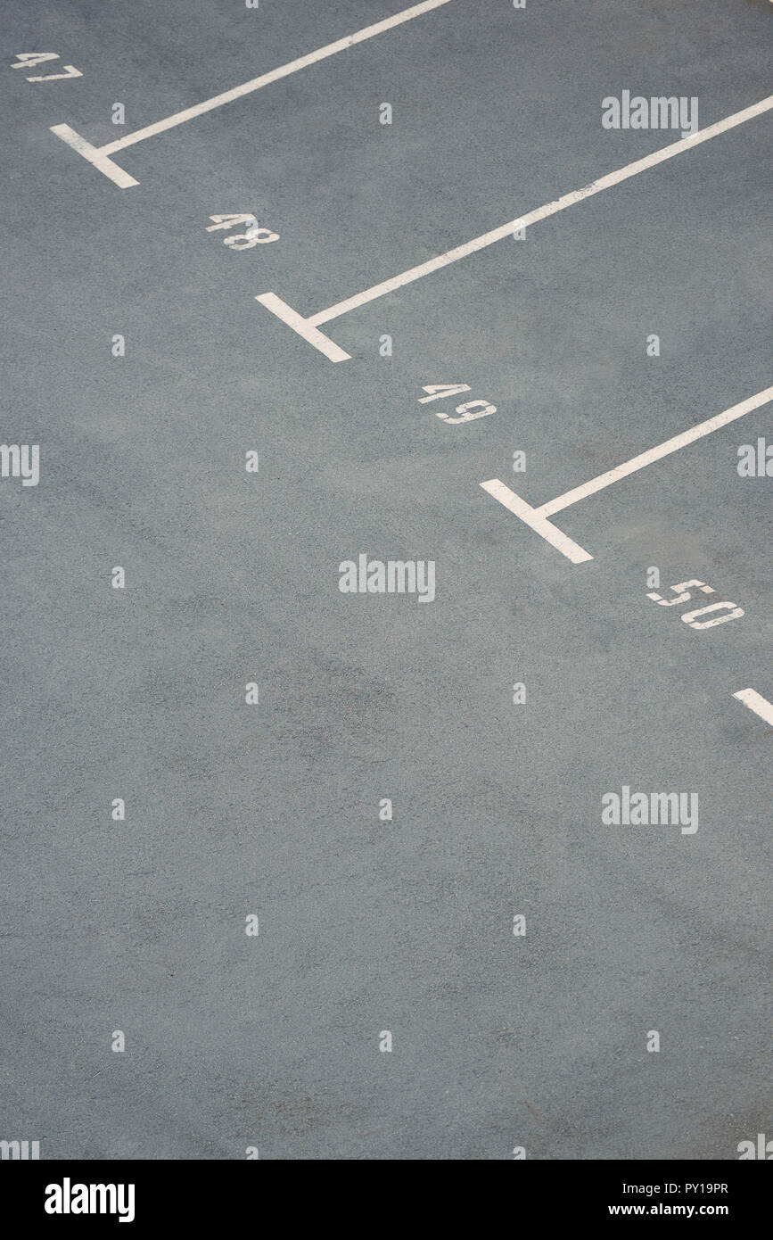 Empty parking lots hi-res stock photography and images - Alamy