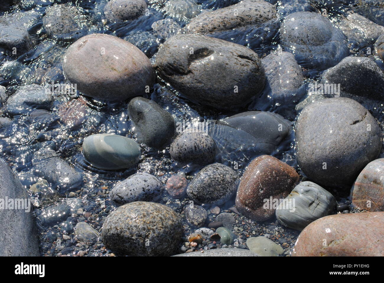 Pebbles in water hires stock photography and images Alamy