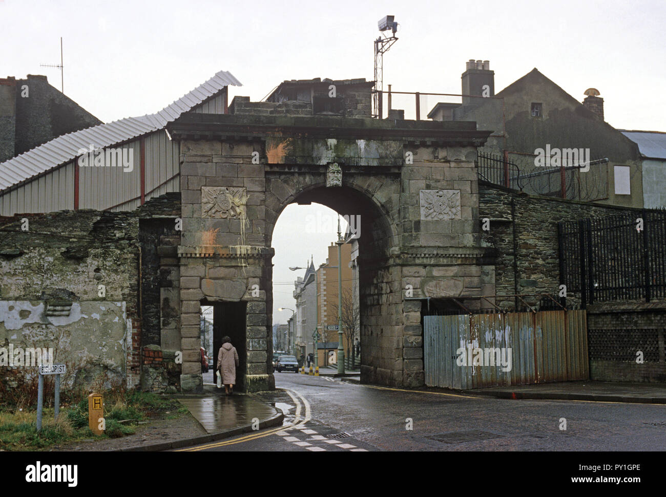 Bishop's Gate to City Of Derry 17th Century Walls, Derry City, Londonderry, Northern Ireland Stock Photo