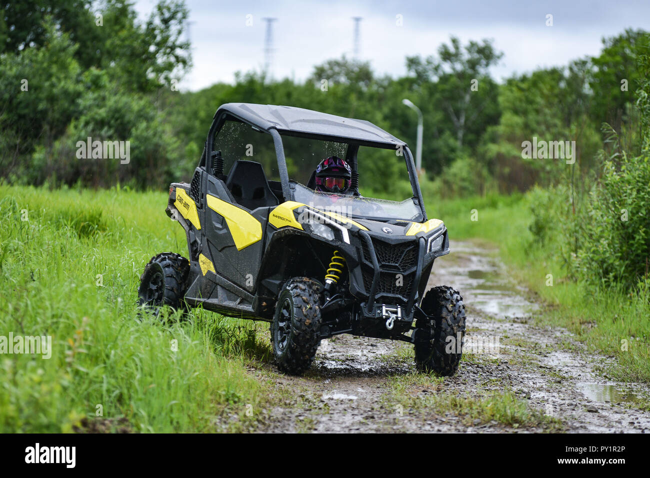 Car cross country vehicle group hi-res stock photography and images - Alamy