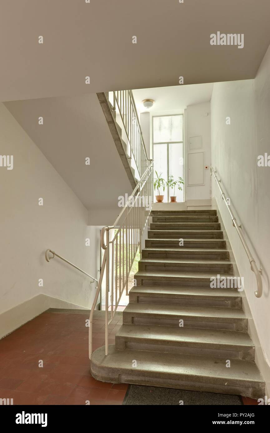 Wien, Gemeindebau des 'Roten Wien' Vienna, Council Tenement Block