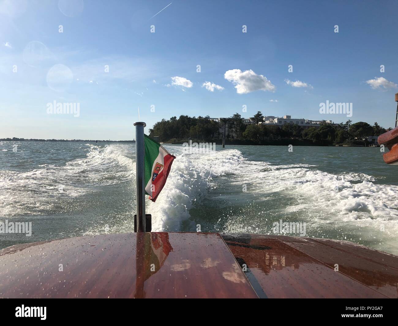 Speed boat italy hi-res stock photography and images - Page 3 - Alamy