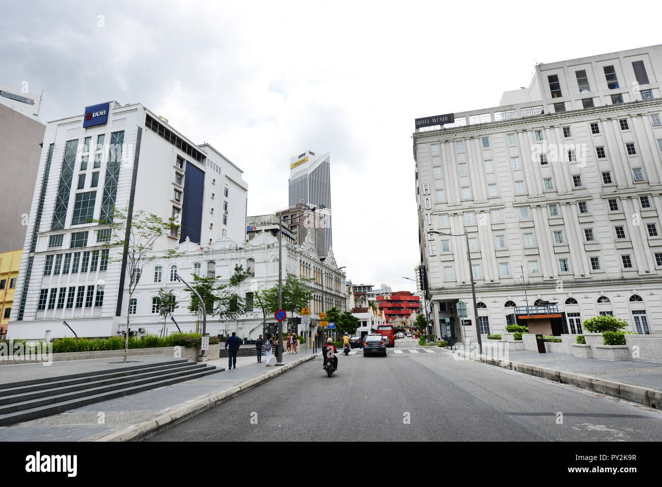 Crossing the Klang river on Leboh Pasar Besar in KL, Malaysia Stock Photo