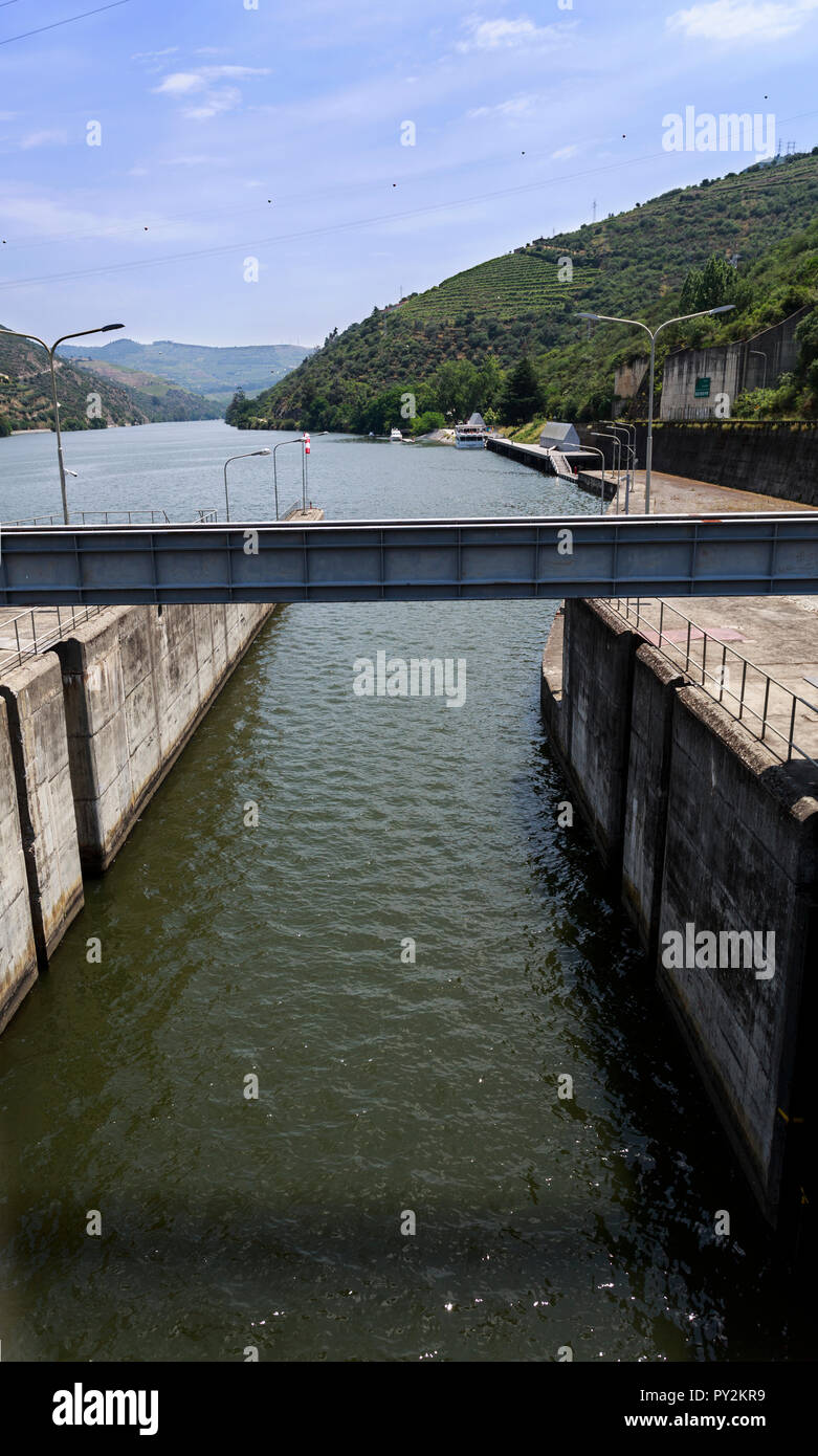 River douro lock hires stock photography and images Alamy