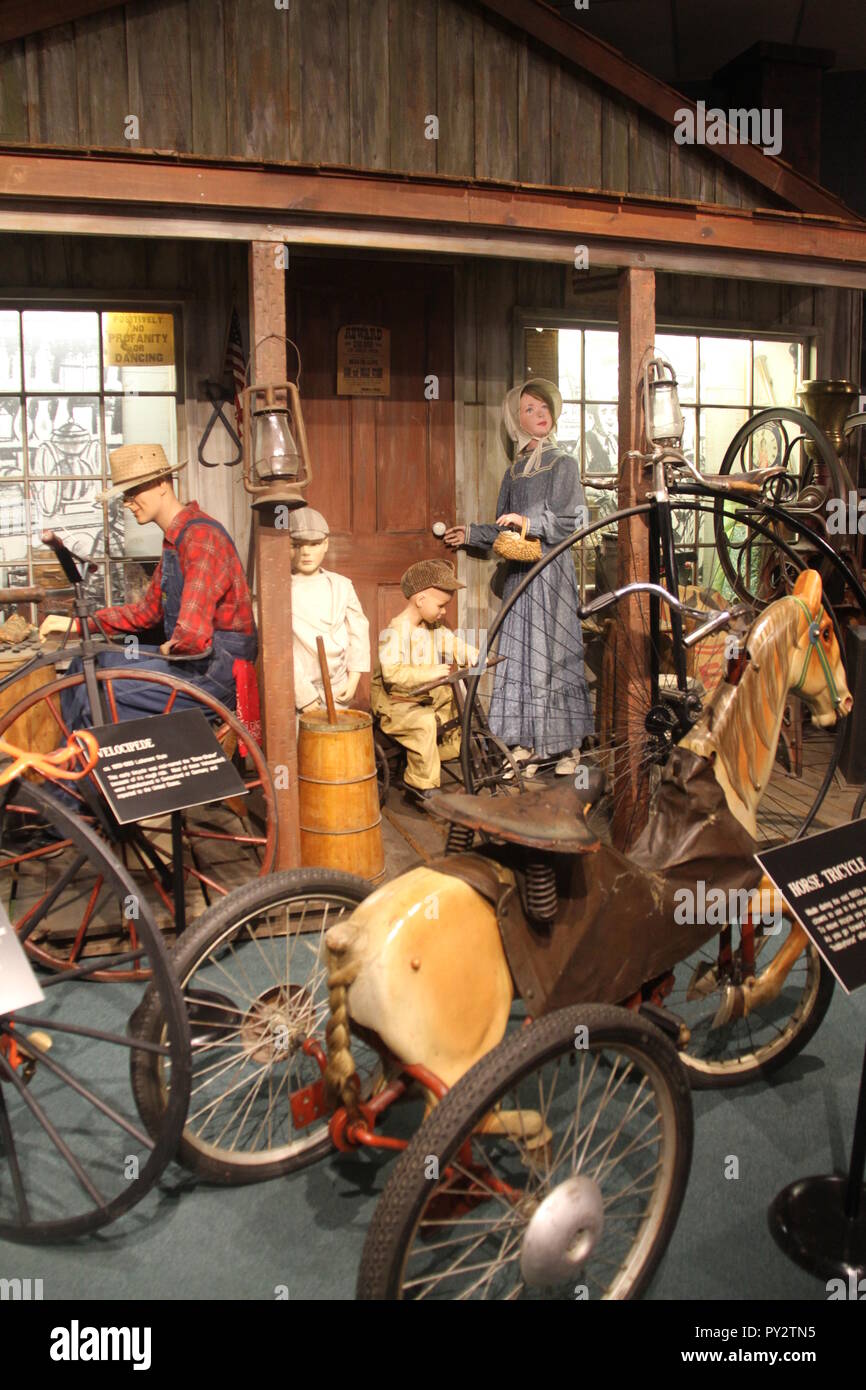 Display at The Car and Carriage Caravan Museum at Luray Caverns, VA