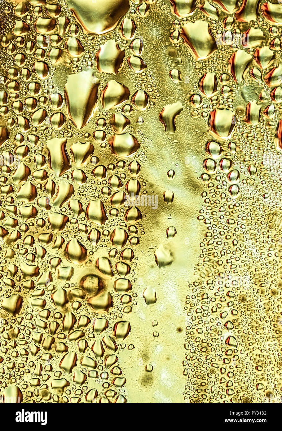 Farbige Wassertropfen, Makroaufnahme Stock Photo