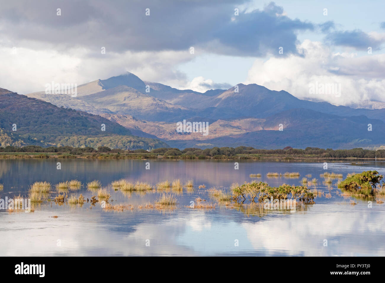 The Glaslyn Estuary from the Cob at Porthmadog with the Snowdon