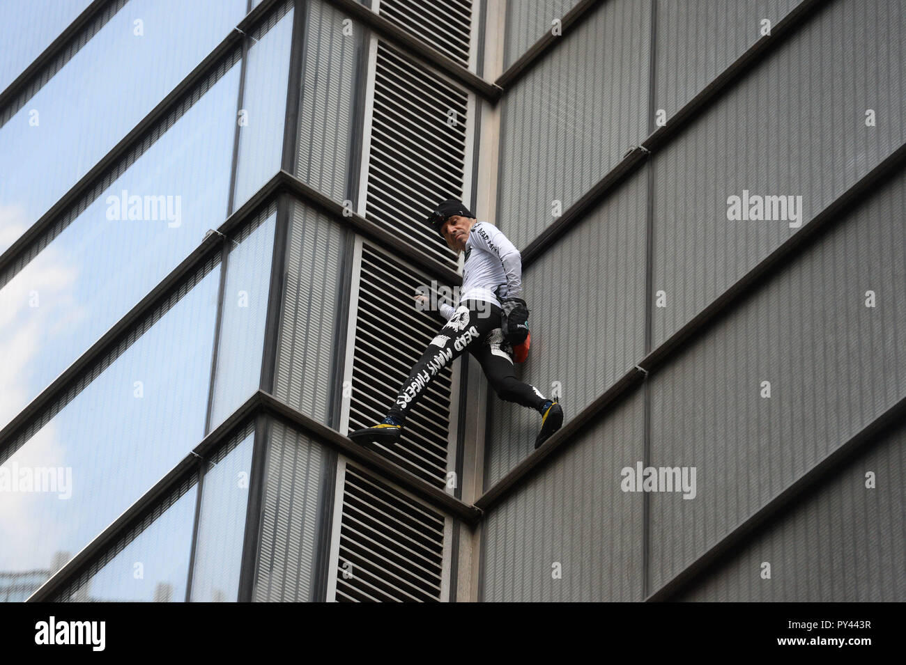 kkkk　Alain Robert 1990 BB Alain Robert - Wikipedia