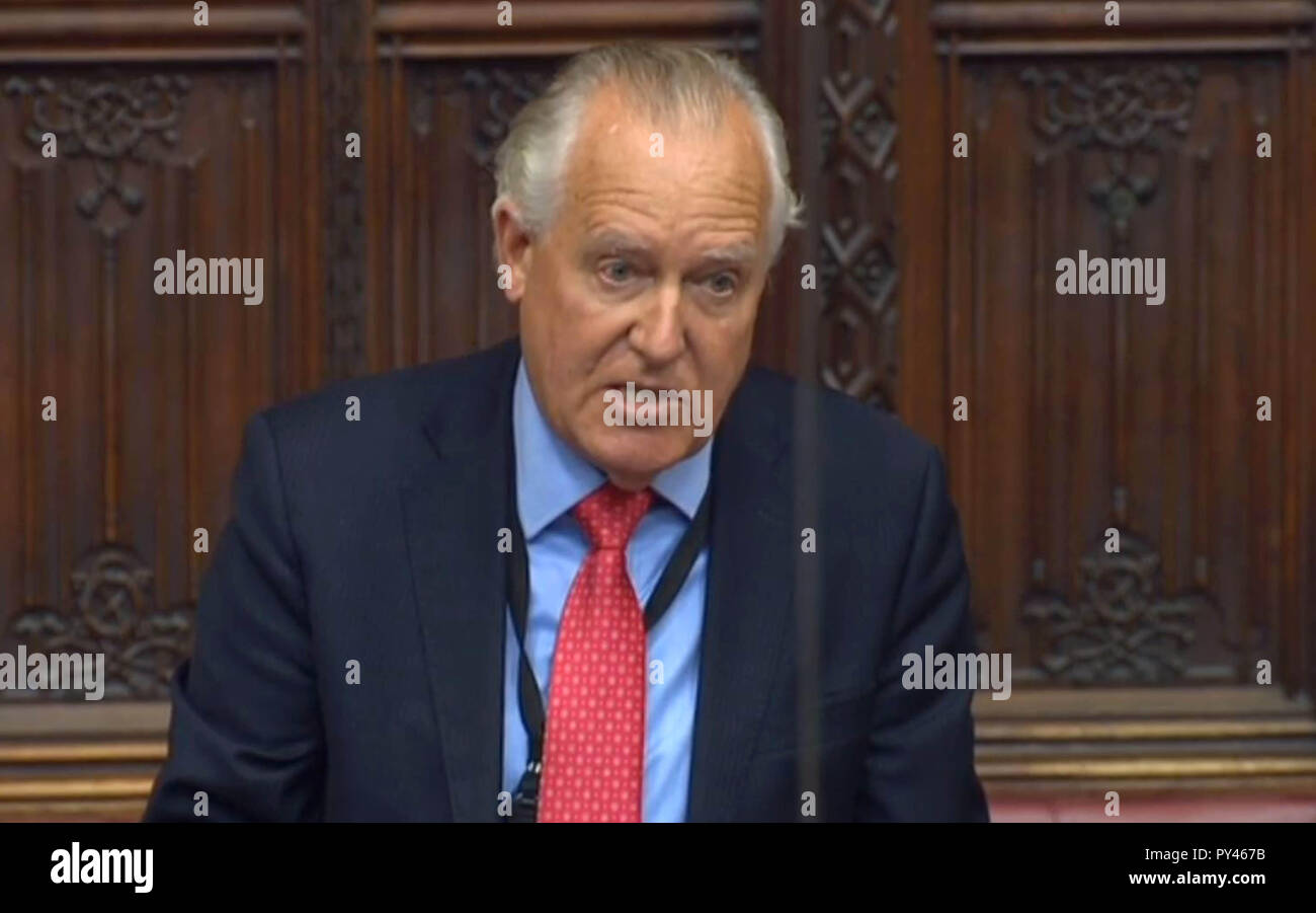 Lord Hain speaking in the House of Lords in London naming Topshop owner Sir Philip Green as the businessman behind an injunction against the Daily Telegraph. Stock Photo
