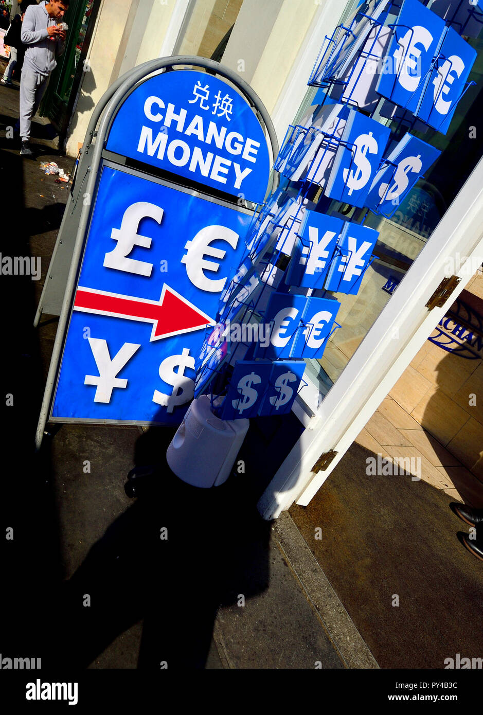 Money changing kiosk on Whitehall, London, England, UK. Currency postcards on sale Stock Photo