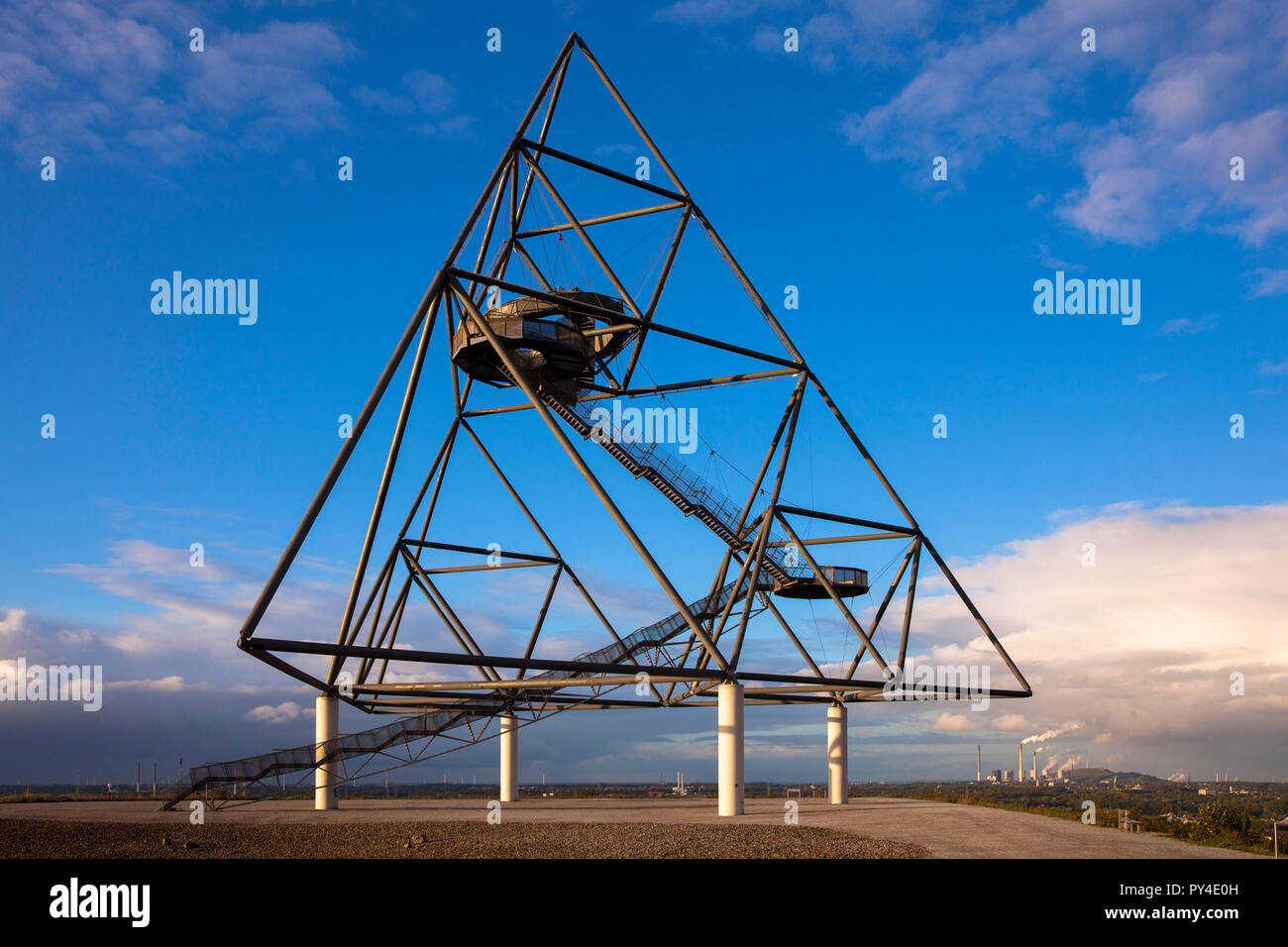 the walkable tetrahedron on the heap Emscherblick, 50 meter high ...