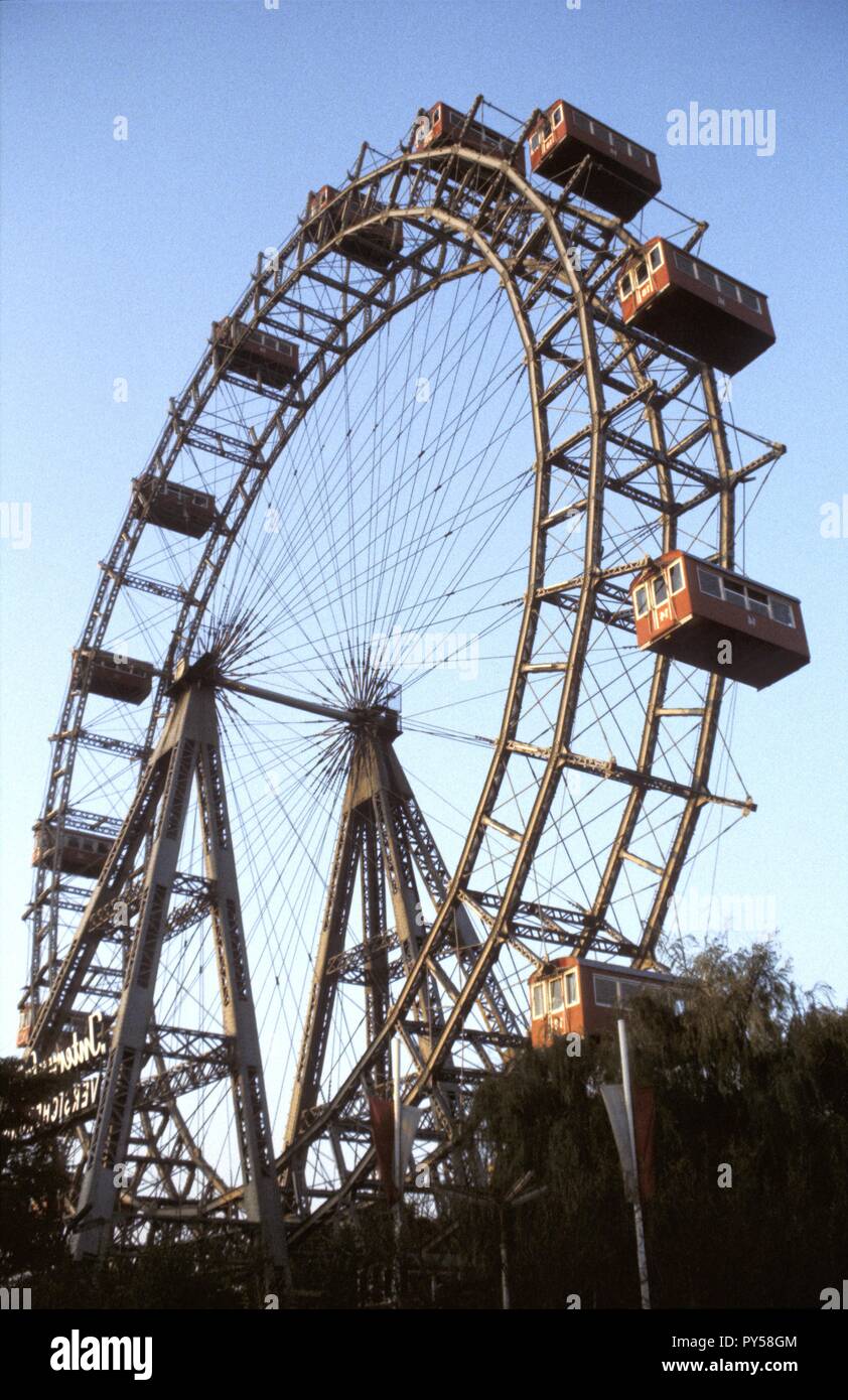Wien Prater Riesenrad Stock Photo Alamy