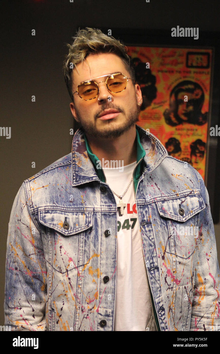 Karol g in concert hi-res stock photography and images - Alamy