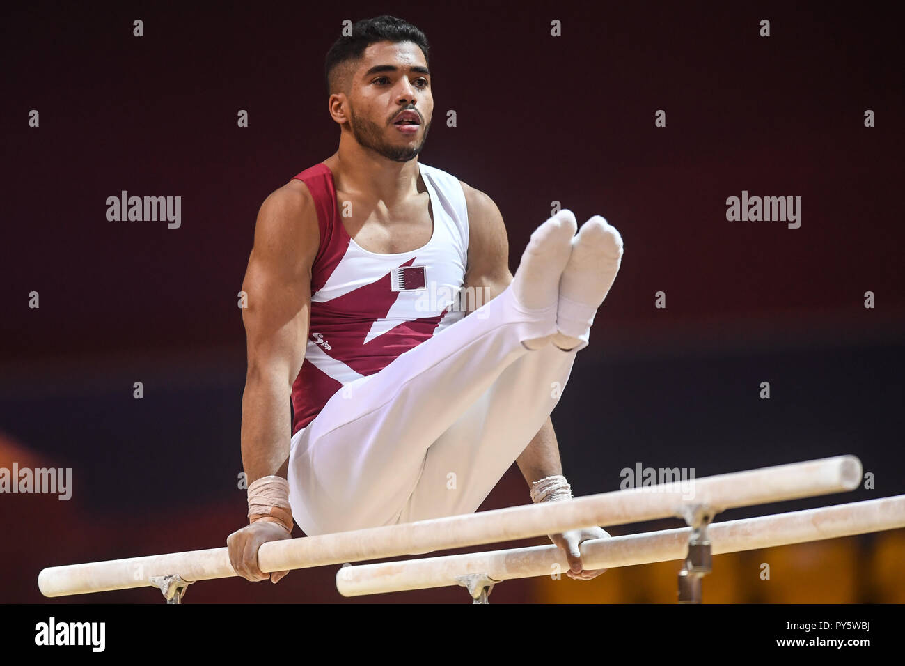 Parallel Qatar Doha, Qatar. 25th Oct, 2018. AHMED ALDYANI from Qatar competes on the ...