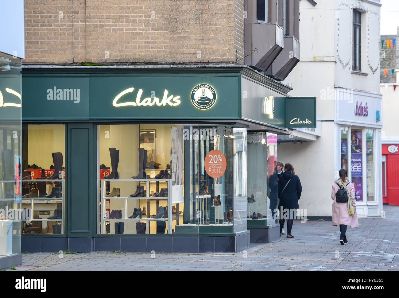 clarks shoes leicester city centre
