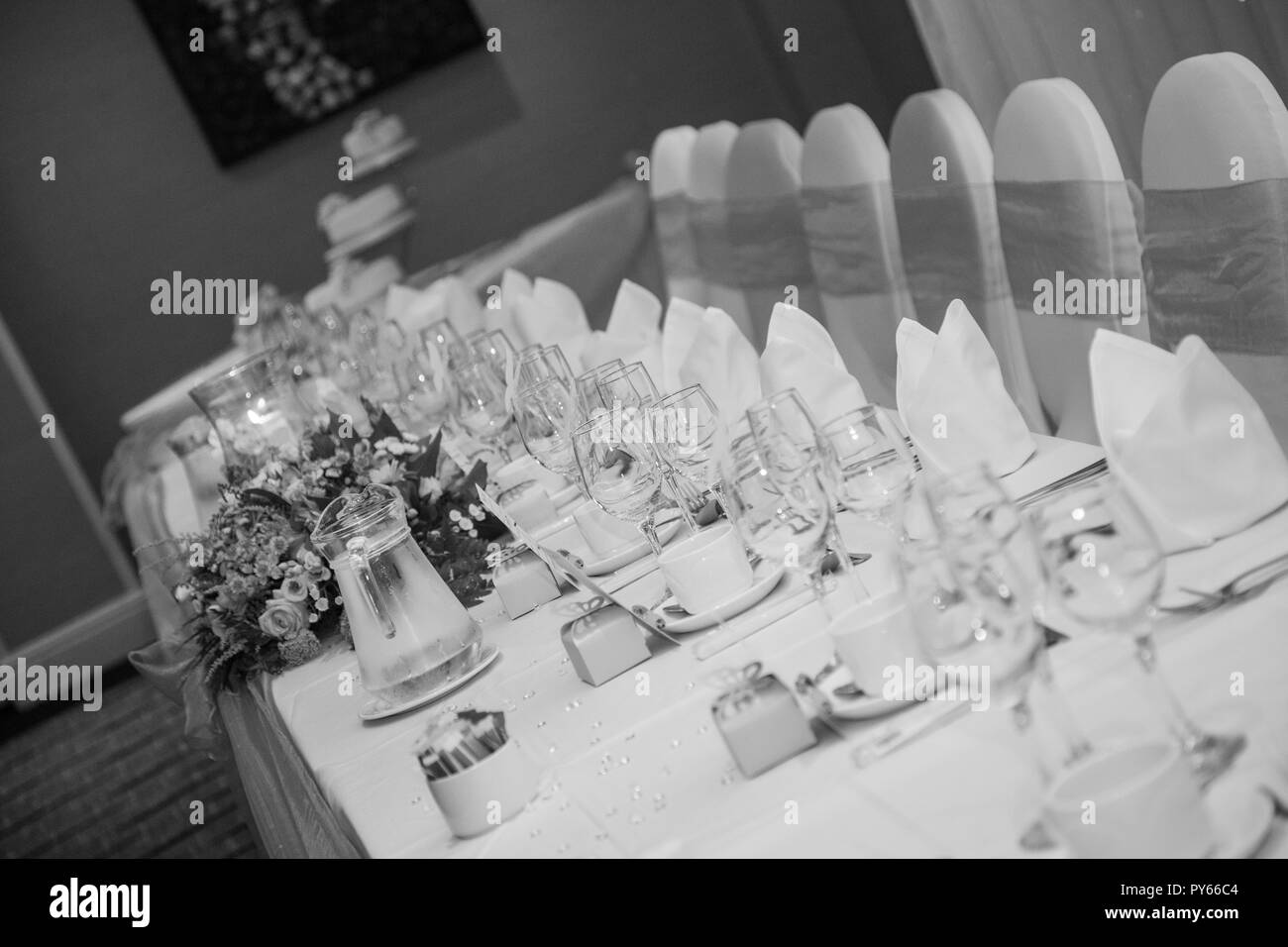 Table decorations on a wedding day ready for the wedding breakfast Stock Photo