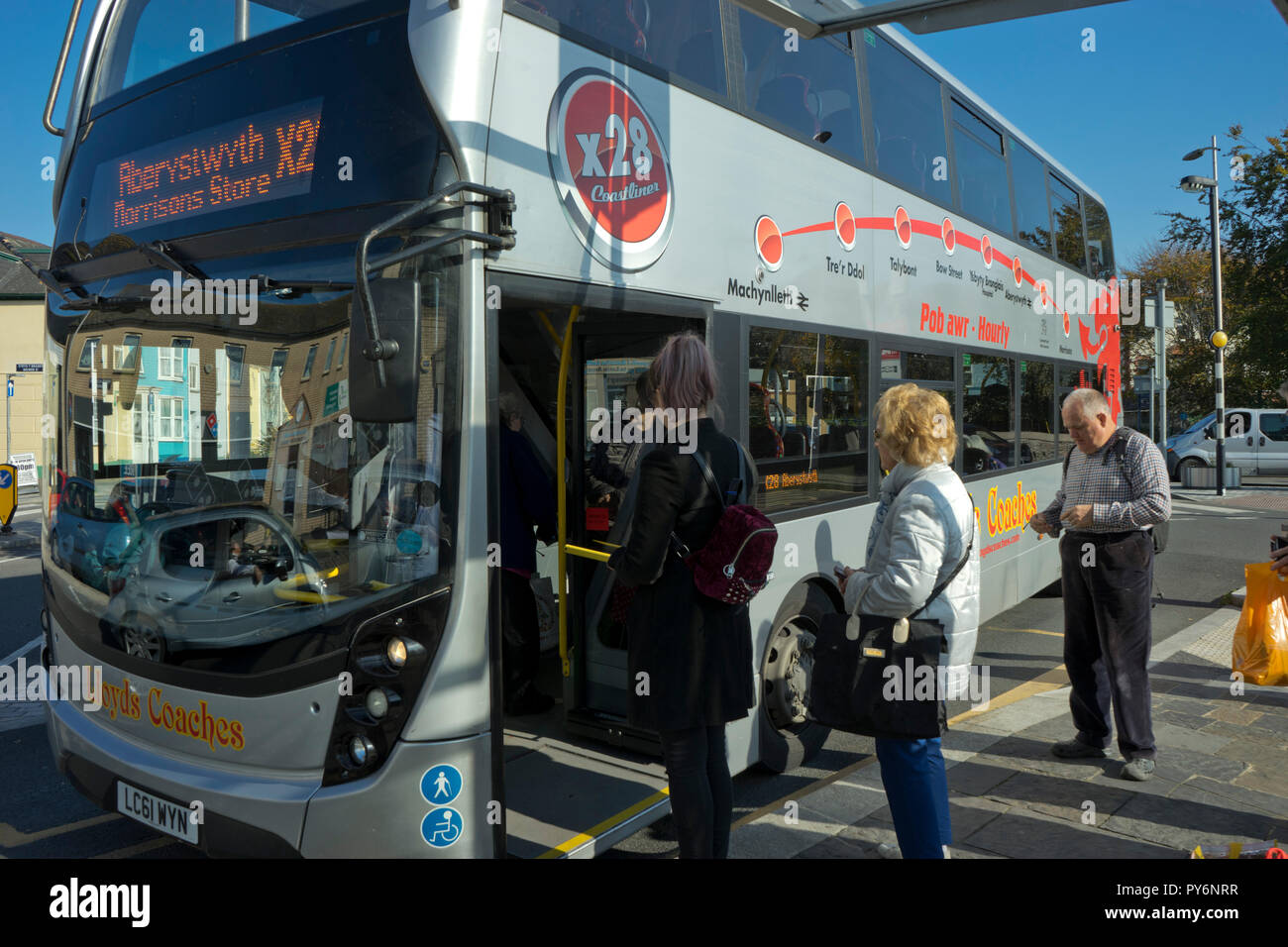 machynlleth to aberystwyth bus