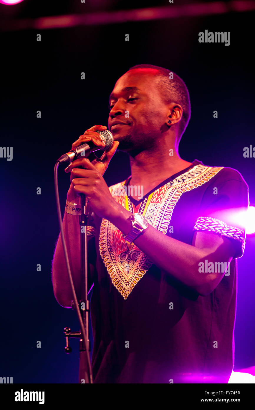 London African Gospel Choir, Paul Simon Graceland Stock Photo Alamy