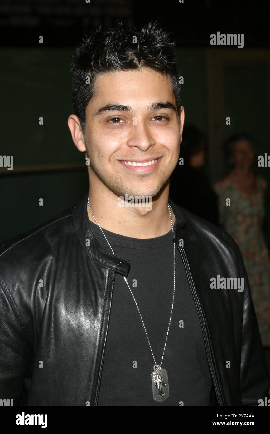 Wilmer Valderrama High Resolution Stock Photography and Images - Alamy