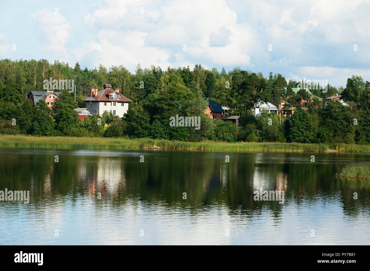 Dacha hi-res stock photography and images - Alamy