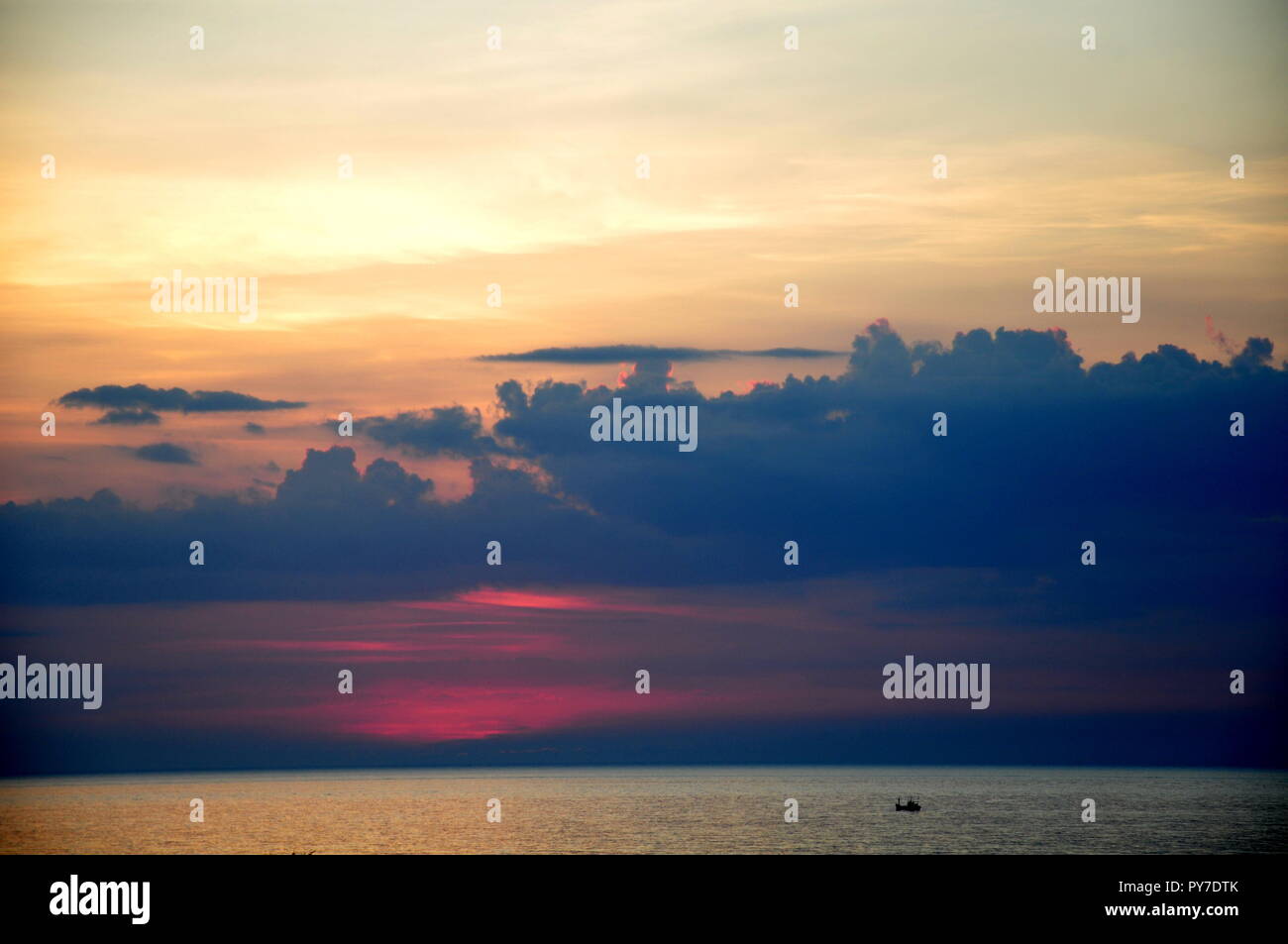 sunrise on the sea Stock Photo - Alamy