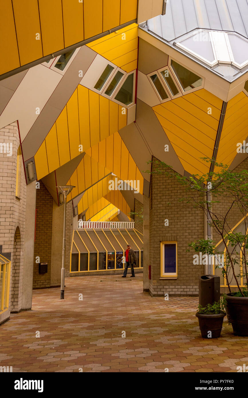Rotterdam, Netherlands 16 July, 2016 The Cube Houses (Kubuswoningen