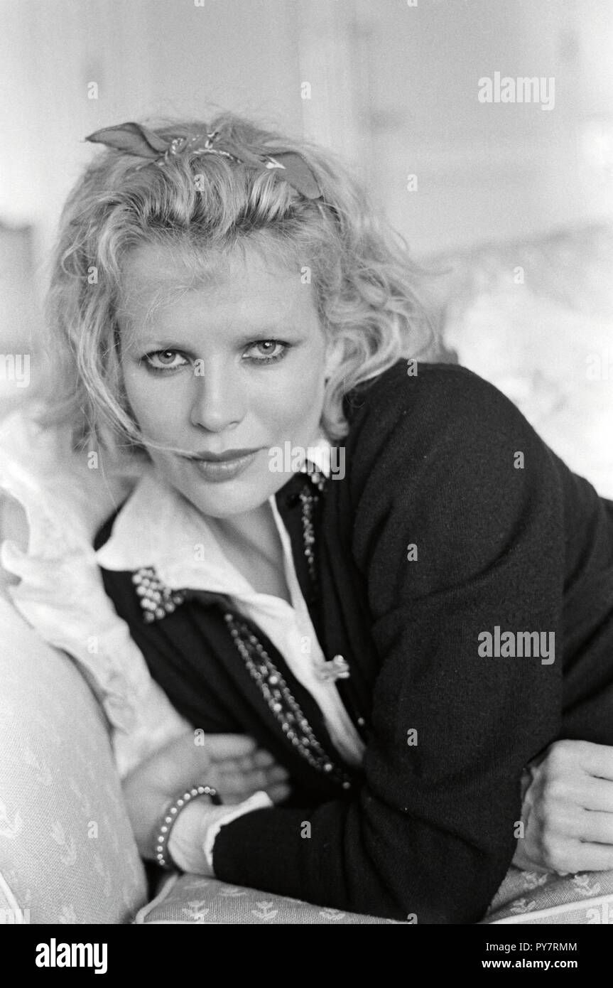 Original film title: THE NATURAL. English title: THE NATURAL. Year: 1984. Director: BARRY LEVINSON. Stars: KIM BASINGER. Credit: TRISTAR PICTURES / Album Stock Photo