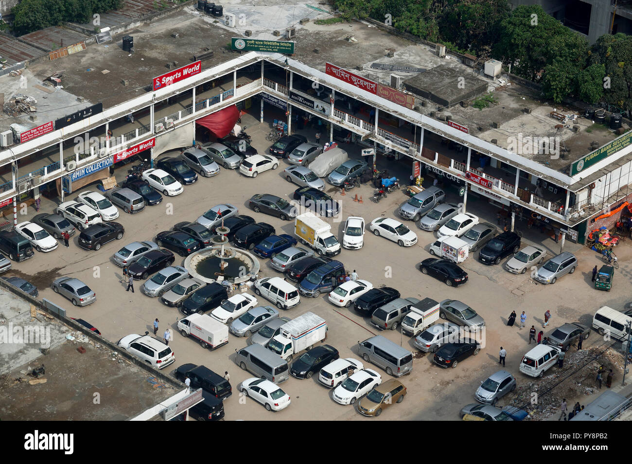 Aerial view of Gulshan North Paka Market near Gulshan2 circle in Dhaka