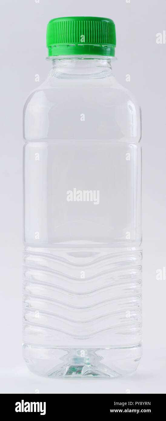 https://c8.alamy.com/comp/PY8YRN/drinking-water-in-clear-bottle-isolated-on-white-PY8YRN.jpg