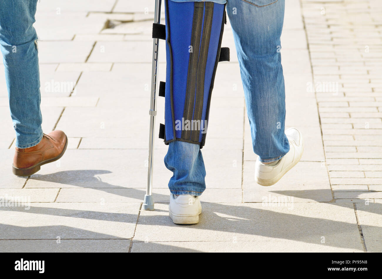 Sore leg hires stock photography and images Alamy