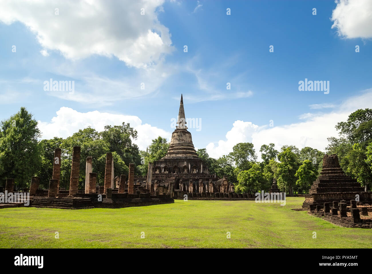 UNESCO World Heritage site Wat Chang Lom in Si Satchanalai Historical Park, Sukhothai, Thailand. Stock Photo