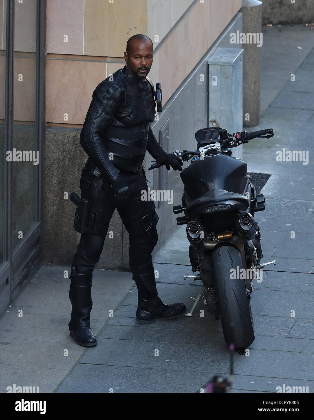 triumph bike in fast and furious hobbs and shaw