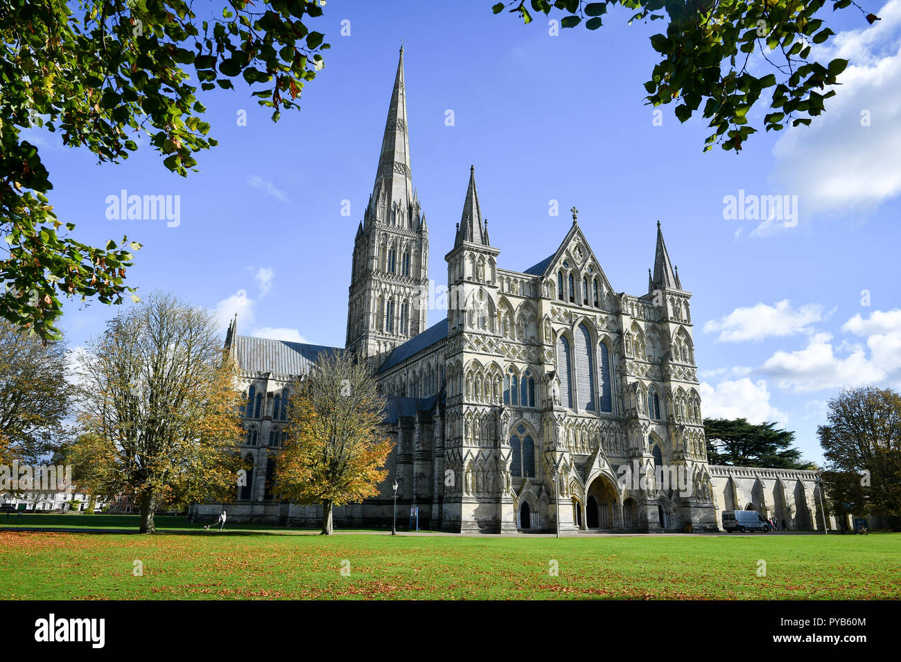 Salisbury Cathedral where a 45-year-old man was arrested on suspicion of attempted theft of the Magna Carta. Stock Photo