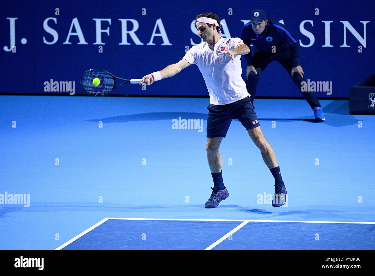 St Jakobshalle, Basel, Switzerland. 26th Oct, 2018. ATP World Tour, Swiss  Indoor Tennis; Roger Federer (SUI)