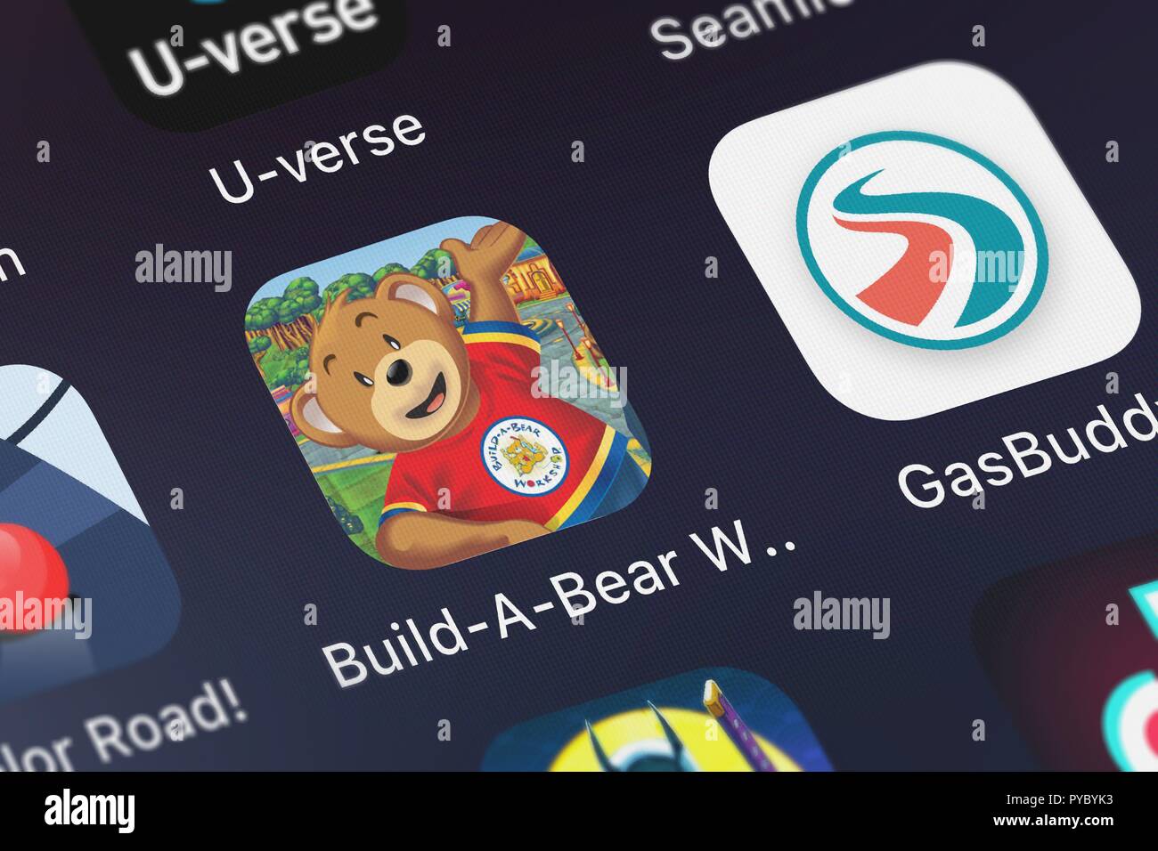London, United Kingdom - October 26, 2018: Close-up shot of the Build-A-Bear Workshop: Bear Valley™ application icon from 505 Games (US), Inc. on an i Stock Photo