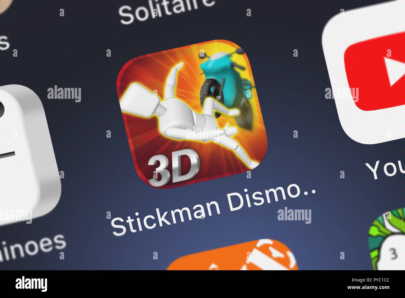 London, United Kingdom - October 26, 2018: Screenshot of the Stickman Dismounting 3D mobile app from Le Van Trong icon on an iPhone. Stock Photo