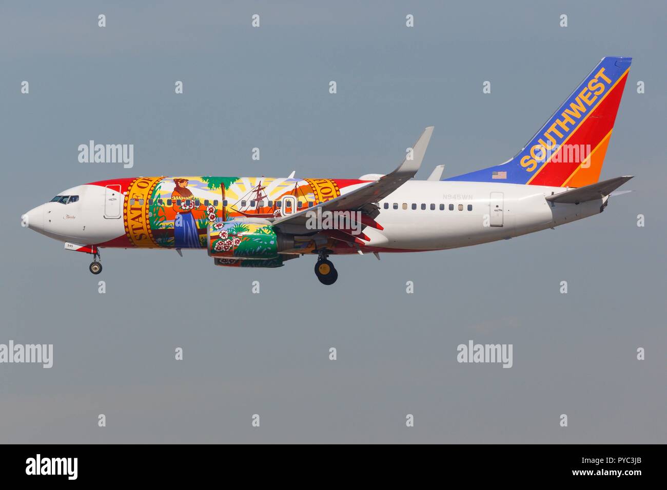 Los Angeles, USA - 22. February 2016: Southwest Airlines Boeing 737-700 at Los Angeles airport (LAX) in the USA. | usage worldwide Stock Photo