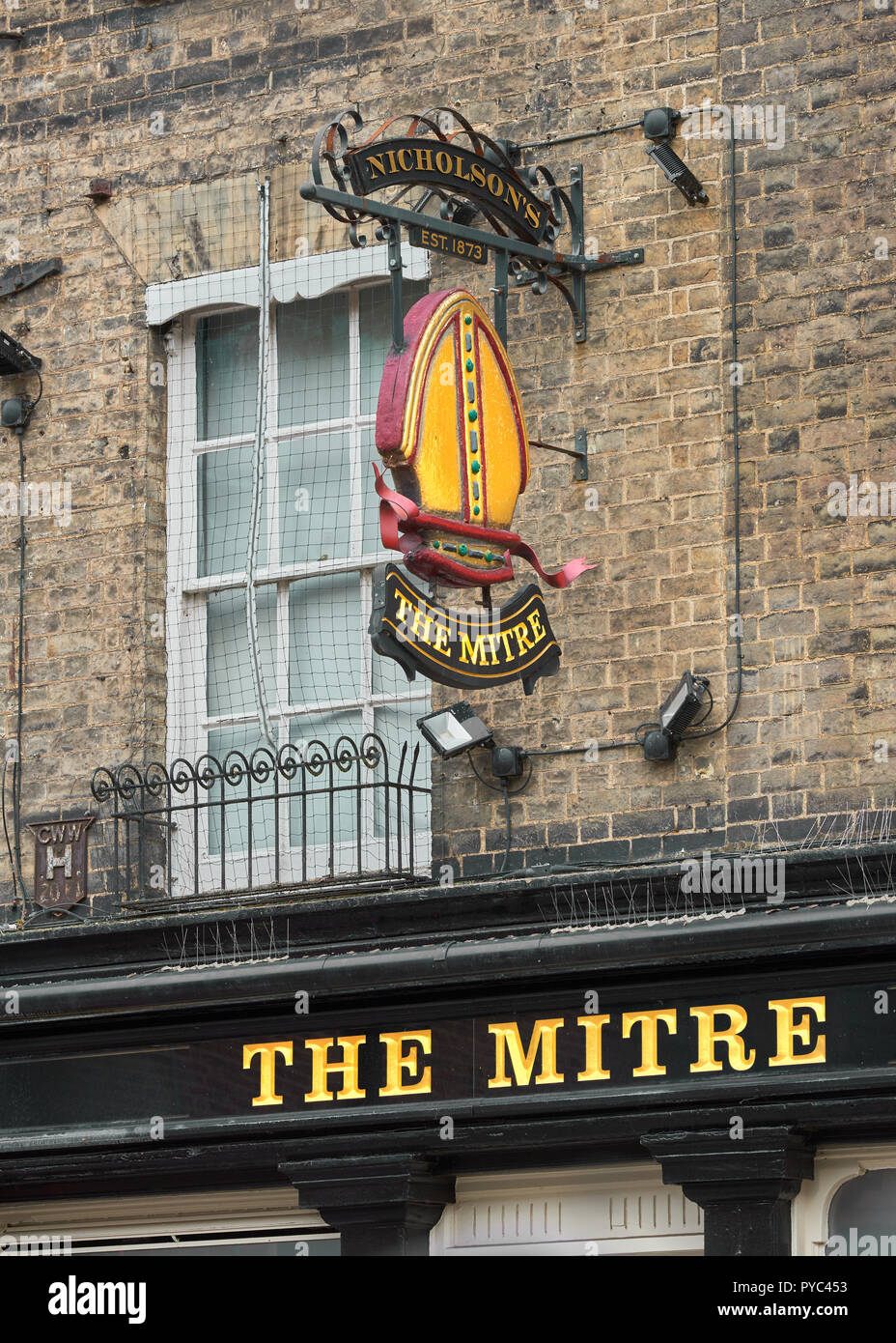 Sign for The Mitre pub in the town centre of Cambridge, England. Stock Photo