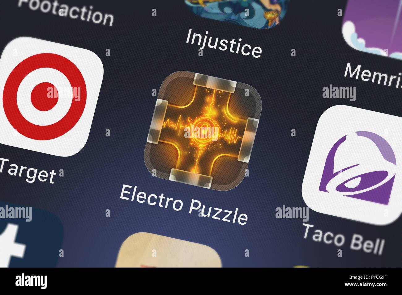 Puzzle game screenshot hi-res stock photography and images - Alamy