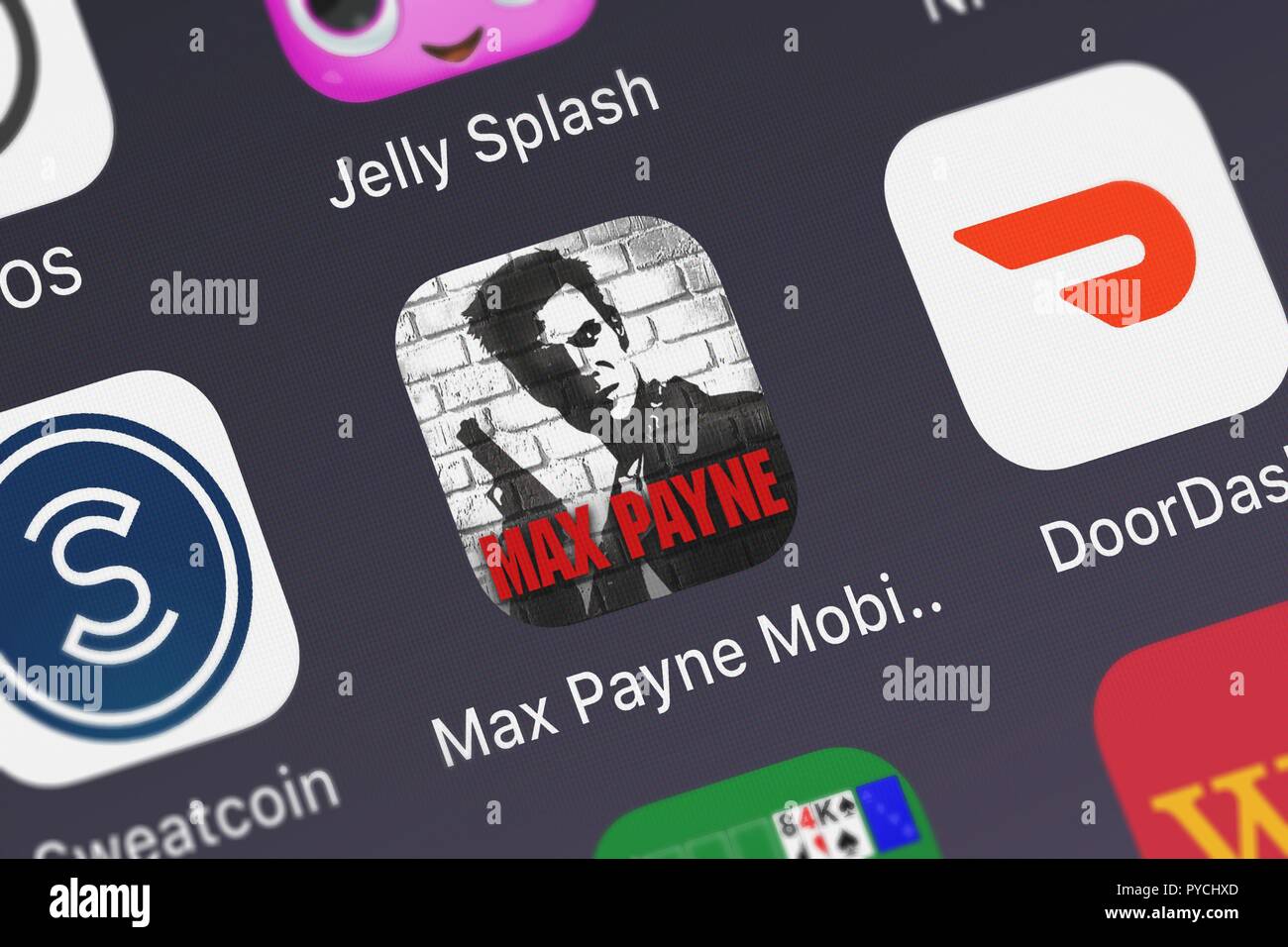 Max payne mobile hi-res stock photography and images - Alamy
