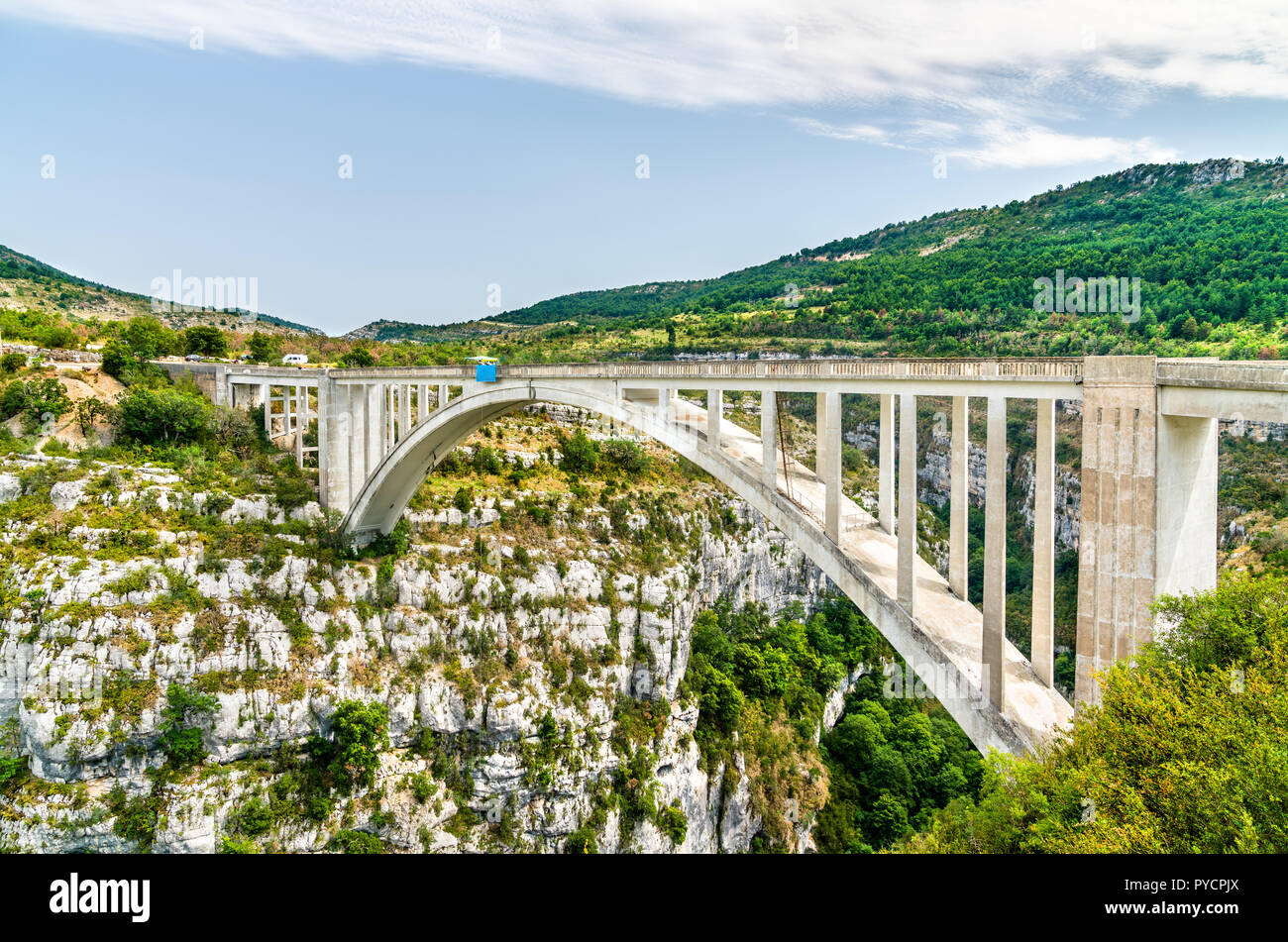 Pont De Chauliere High Resolution Stock Photography And Images Alamy