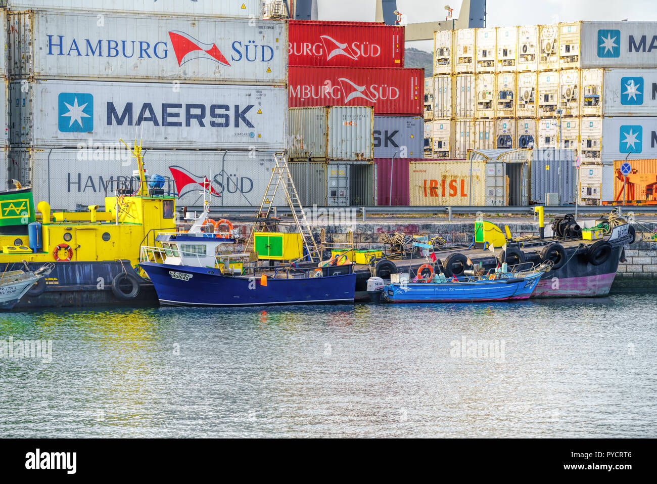Port of Lisbon on the banks of the Tagus River with a backdrop of ...