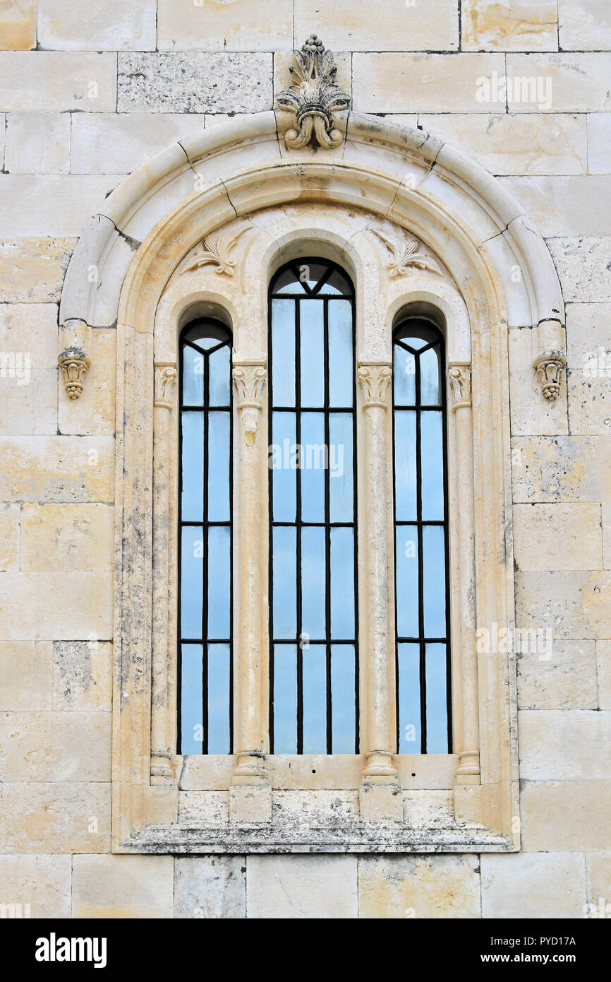 Tall narrow windows hires stock photography and images Alamy