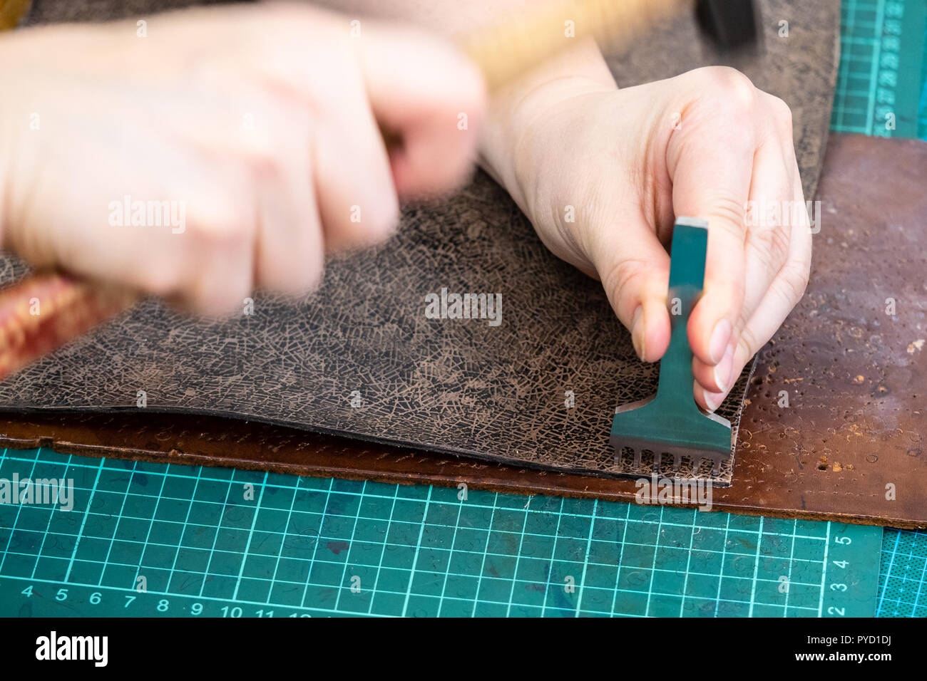 of making the carved leather bag craftsman punches edge of