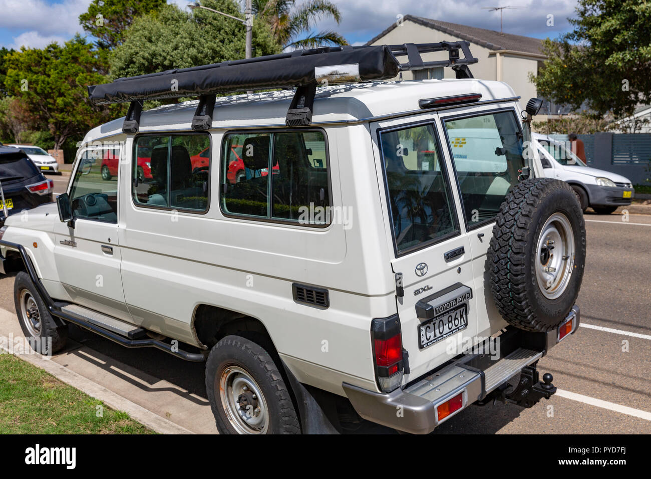 Off Road Wagon >> Toyota Landcruiser Wagon 76 Overlanding And Offroad Vehicle Off Road Wagon >> Toyota Landcruiser Wagon 76 Overlanding And Offroad Vehicle