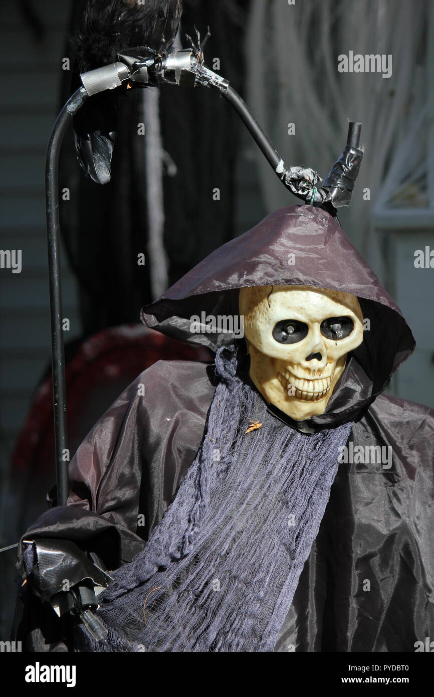 Grim Reaper Hood High Resolution Stock Photography and Images - Alamy