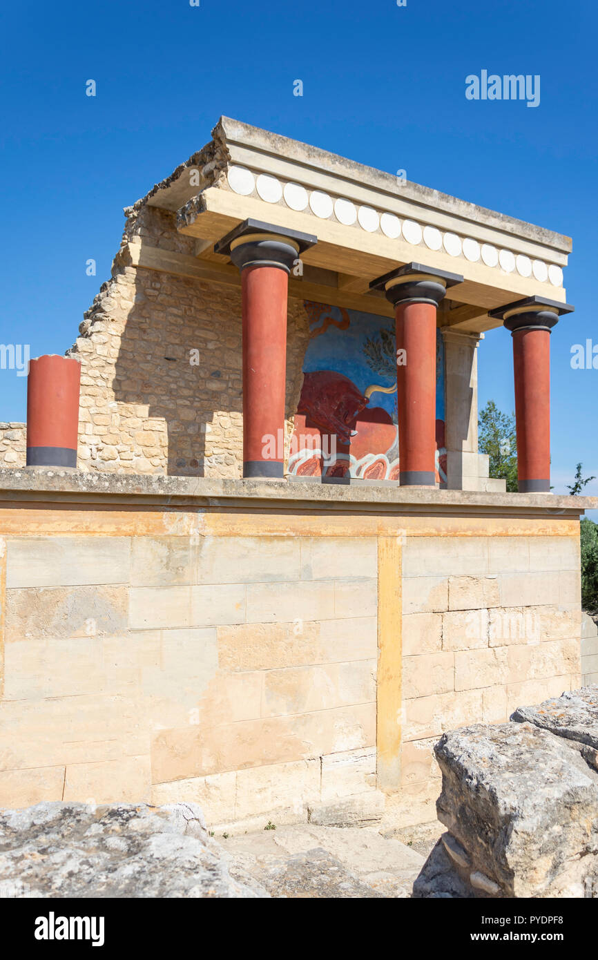 North Propylaeum with charging bull fresco, Minoan Palace of Knossos, Heraklion (Irakleio), Irakleio Region, Crete (Kriti), Greece Stock Photo